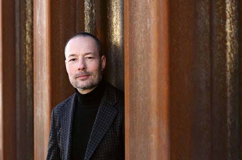 25.6. Lesung Tom Hillenbrand